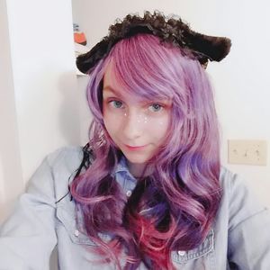 Meet your Posher, Jenny